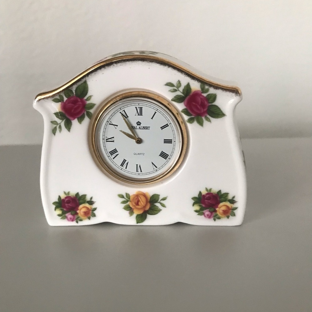 Royal Albert Mantle Clock
